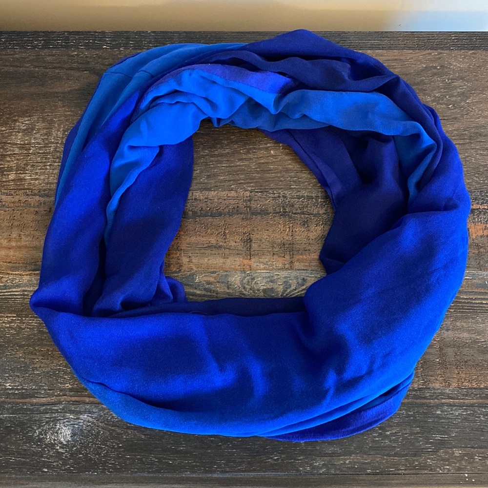 Infinity scarf